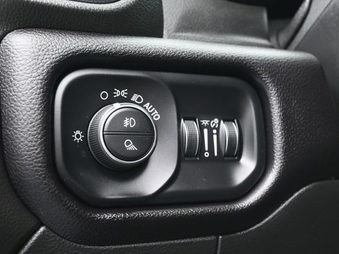 Used 2023 RAM 2500 Laramie w/ Night Edition AWD/4WD image 22
