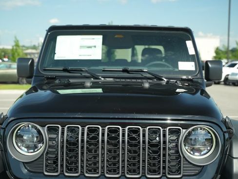 New 2026 Jeep Gladiator Sport w/ Dual Top Group AWD/4WD image 40