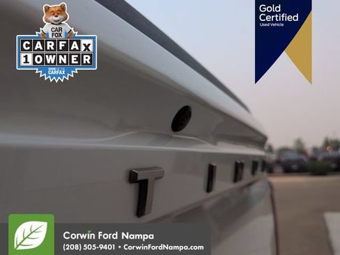 Certified 2025 Ford F150 Platinum w/ FX4 Off-Road Package AWD/4WD image 33