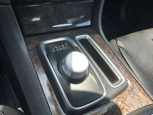 Certified 2021 Chrysler 300 Touring L AWD/4WD image 32
