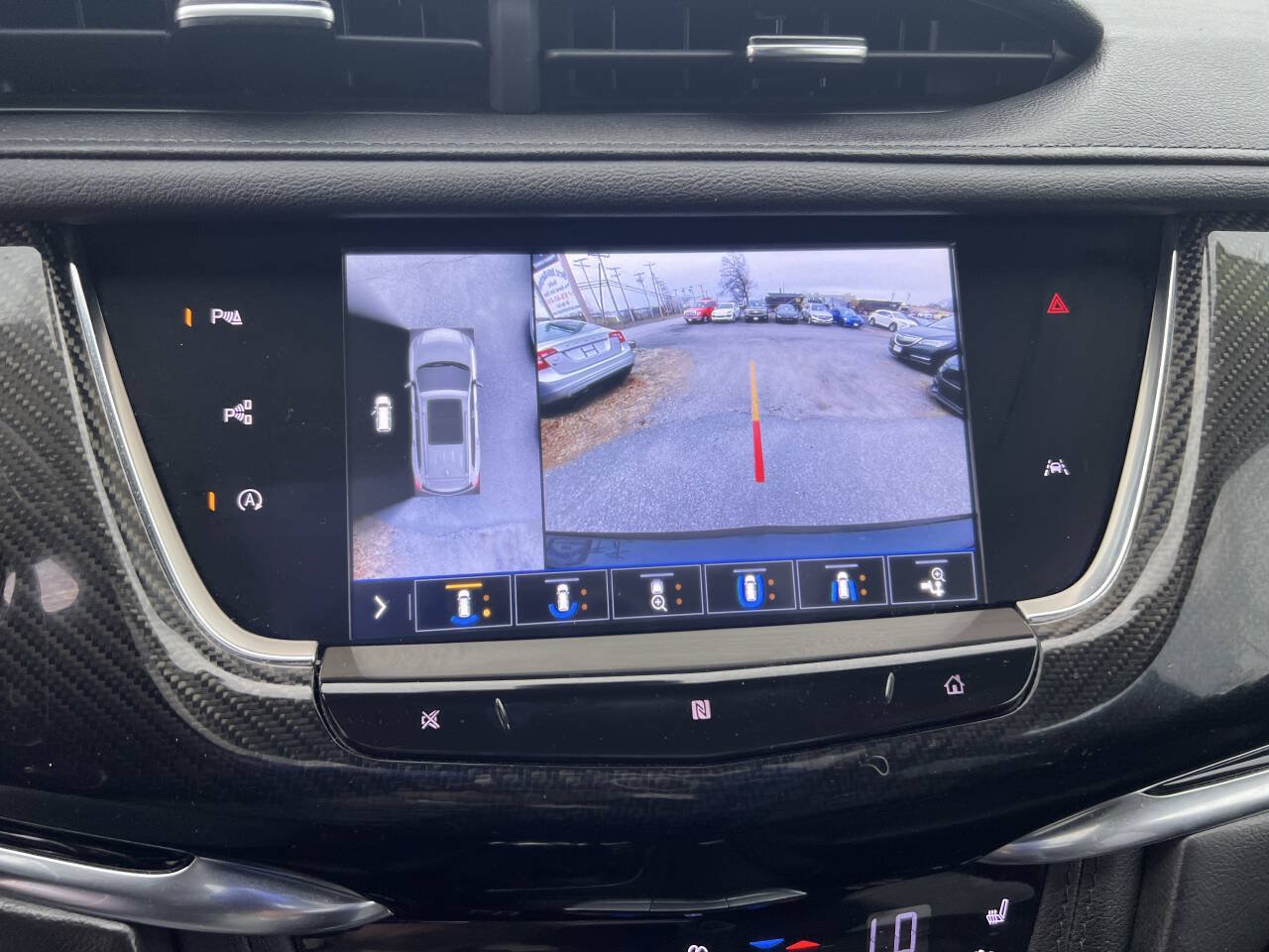 Used 2020 Cadillac XT6 Sport AWD/4WD image 36