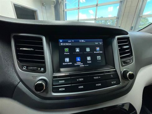 Used 2018 Hyundai Tucson SEL w/ Cargo Package AWD/4WD image 17