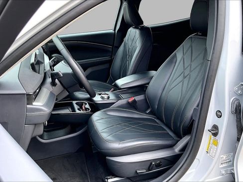 Used 2023 Ford Mustang Mach-E Select RWD image 9