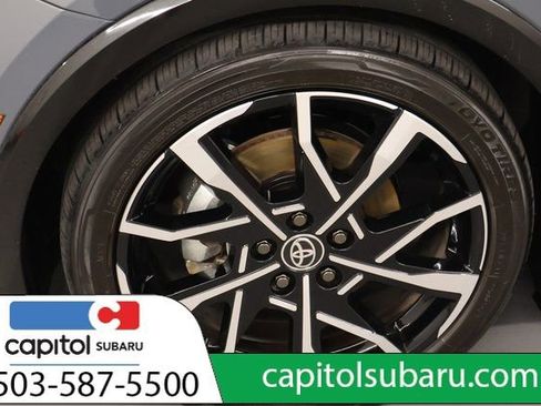 Used 2024 Toyota Prius Prime FWD image 8
