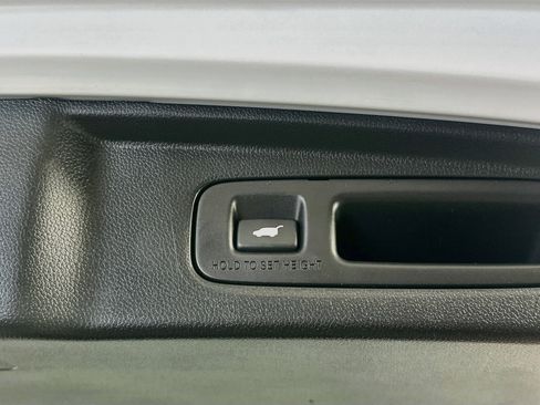 Used 2023 Honda CR-V EX-L image 29