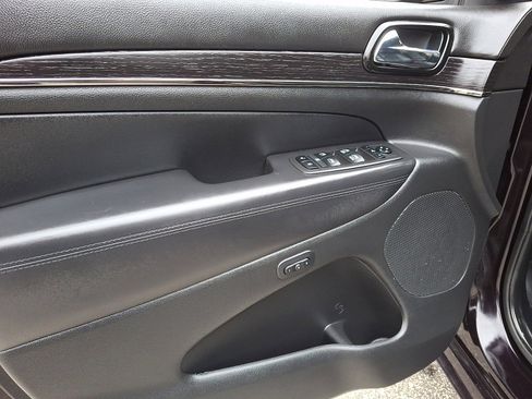 Used 2021 Jeep Grand Cherokee High Altitude image 8