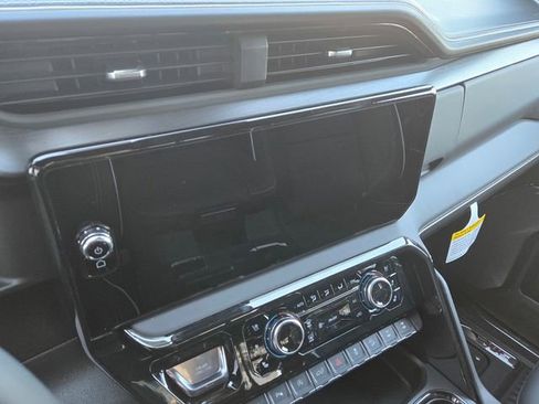 New 2026 GMC Sierra 1500 AT4X image 18