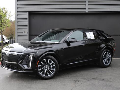 Used 2024 Cadillac Lyriq Sport AWD/4WD image 1