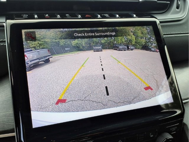 Used 2023 Jeep Grand Cherokee Limited AWD/4WD image 30