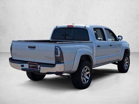 Used 2011 Toyota Tacoma PreRunner w/ SR5 Pkg #2 RWD image 5