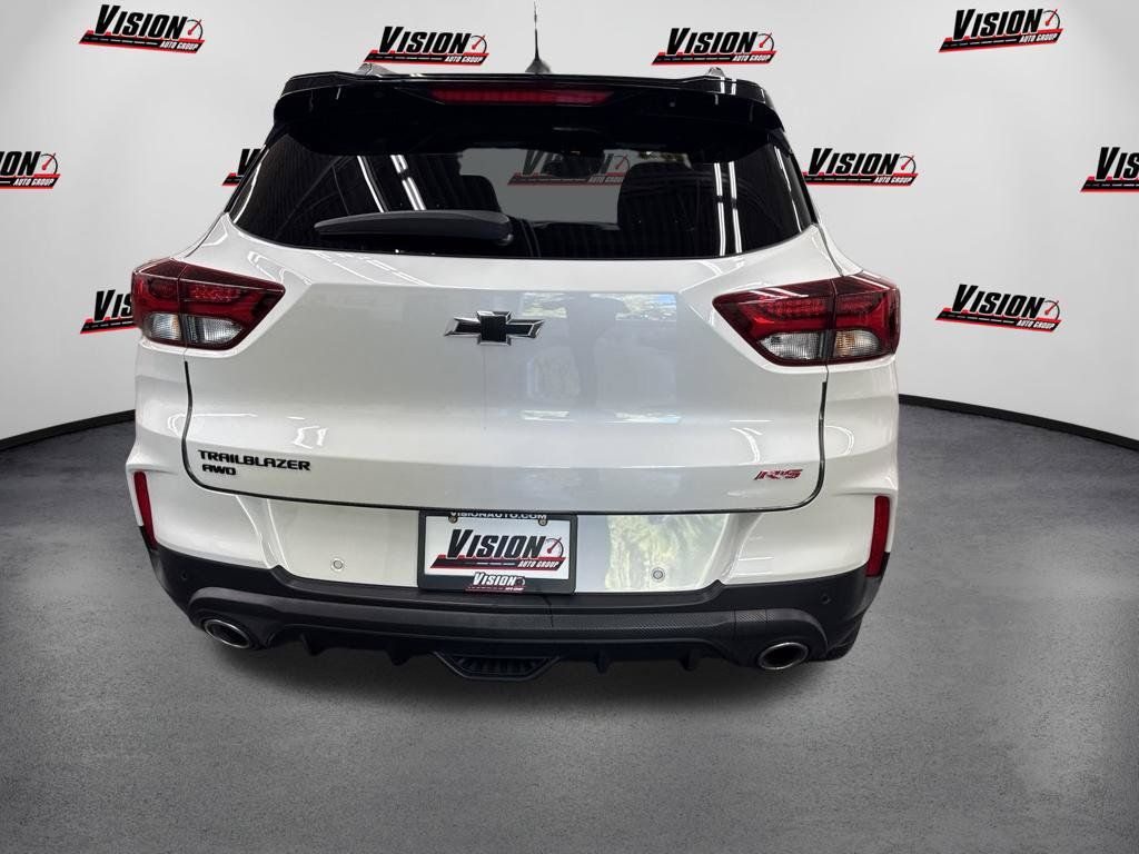 Used 2021 Chevrolet TrailBlazer RS w/ Sun and Liftgate Package AWD/4WD image 6