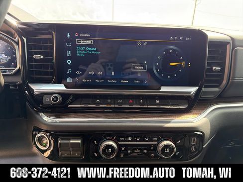 Used 2024 Chevrolet Silverado 1500 RST w/ Rally Edition AWD/4WD image 18