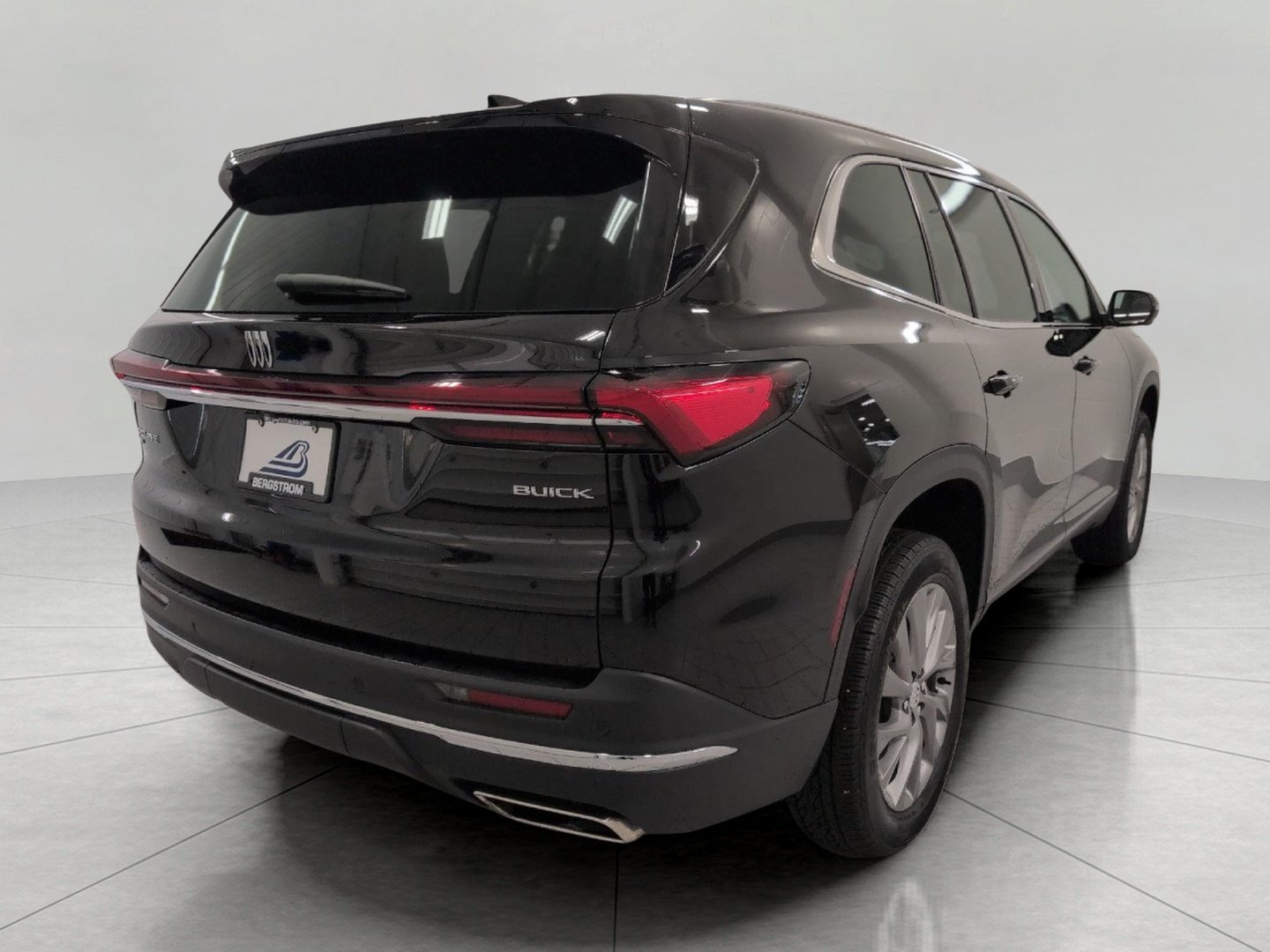 Certified 2026 Buick Enclave Preferred AWD/4WD image 19