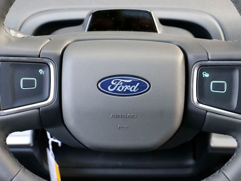 New 2026 Ford Expedition Active AWD/4WD image 24