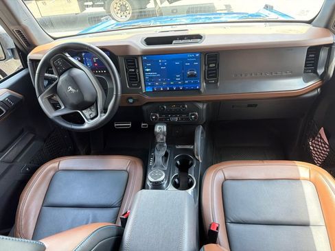 Used 2024 Ford Bronco Outer Banks AWD/4WD image 7