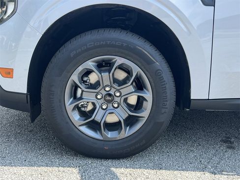 New 2025 Ford Maverick XLT w/ XLT Luxury Package image 29