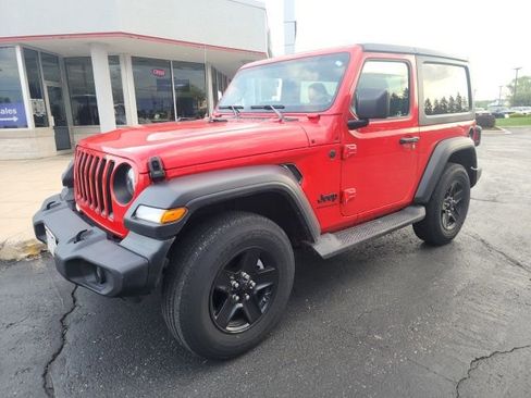 Used 2023 Jeep Wrangler Sport AWD/4WD image 2