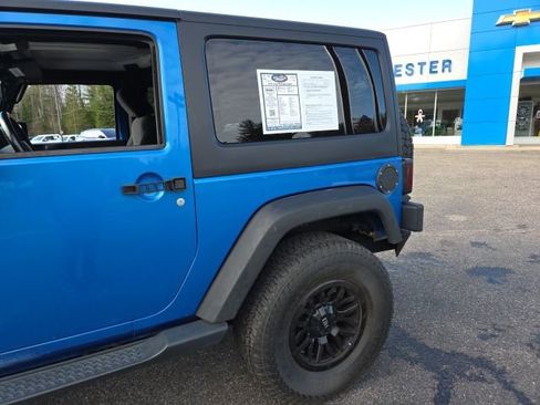 Used 2015 Jeep Wrangler Sport w/ Quick Order Package 24S AWD/4WD image 33