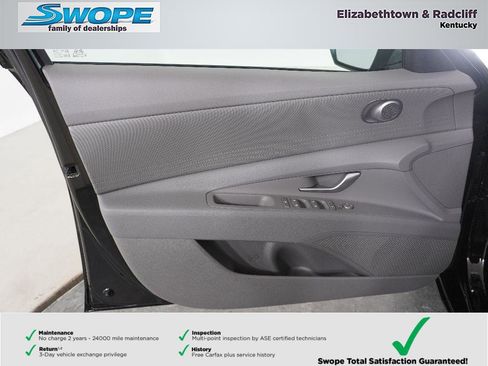 New 2026 Hyundai Elantra Hybrid FWD image 13