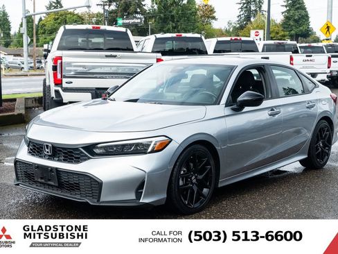 Used 2025 Honda Civic Sport image 4