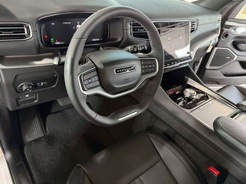 New 2025 Jeep Wagoneer Series II w/ Premium Group I image 2