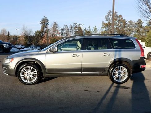 Used 2016 Volvo XC70 T5 Platinum image 13