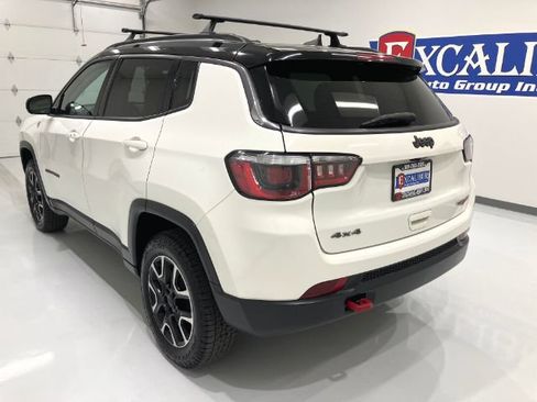 Used 2020 Jeep Compass Trailhawk AWD/4WD image 34