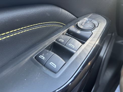 New 2026 Chevrolet Trax ACTIV w/ Sunroof Package FWD image 16