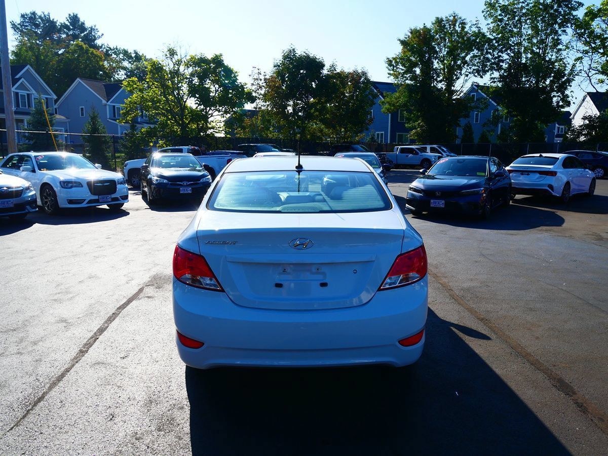 Used 2017 Hyundai Accent SE FWD image 6