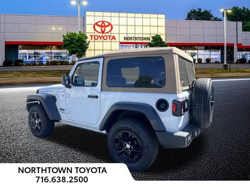 Used 2021 Jeep Wrangler Sport AWD/4WD image 30