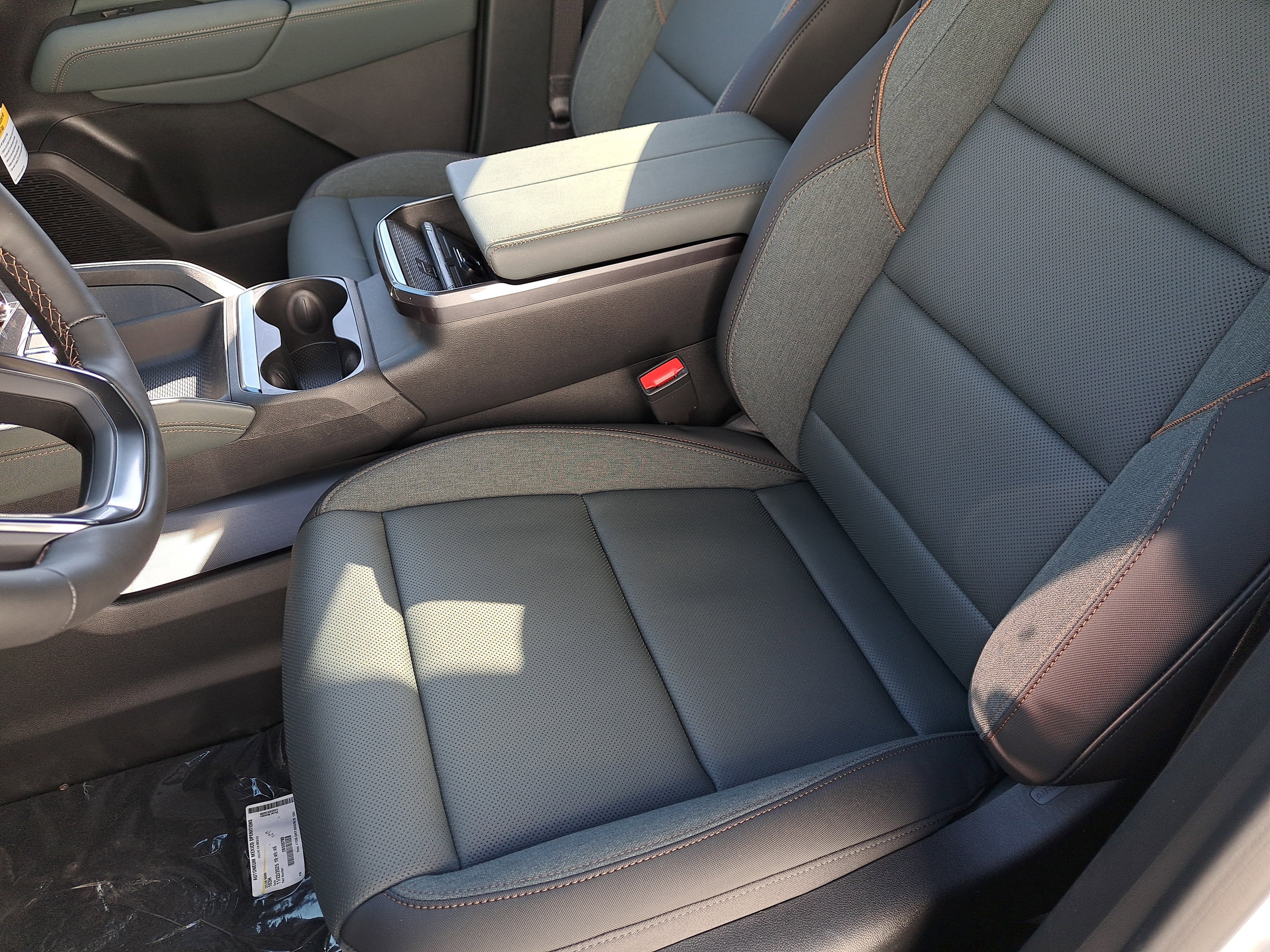 New 2026 GMC Terrain AT4 w/ Convenience Package III AWD/4WD image 23