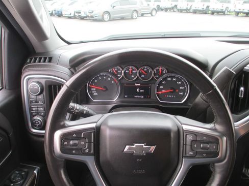 Used 2022 Chevrolet Silverado 1500 RST w/ Redline Edition AWD/4WD image 32