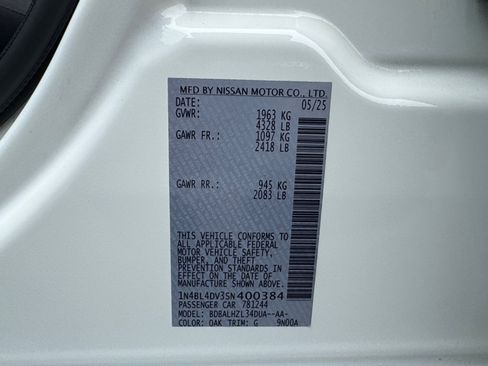 Used 2025 Nissan Altima 2.5 SV FWD image 16