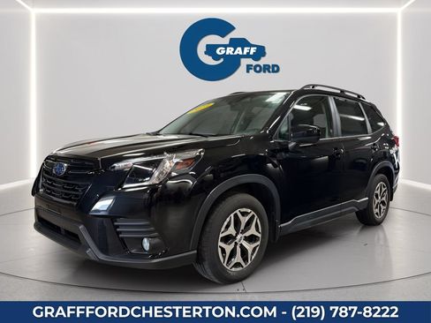 Used 2023 Subaru Forester Premium AWD/4WD image 1