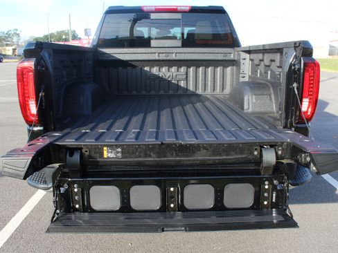 New 2026 GMC Sierra 1500 SLT w/ SLT Premium Plus Package image 11