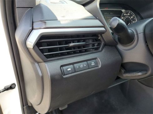 Used 2023 Nissan Altima 2.5 SV image 18