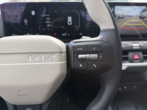New 2026 Kia K4 GT-Line FWD image 32