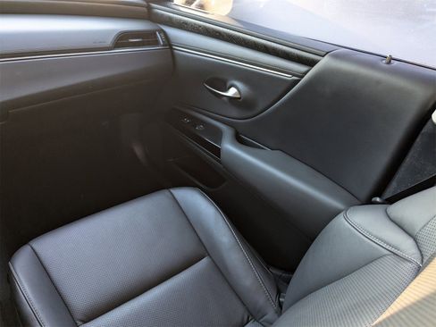 Used 2023 Lexus ES 350 w/ Premium Package image 16