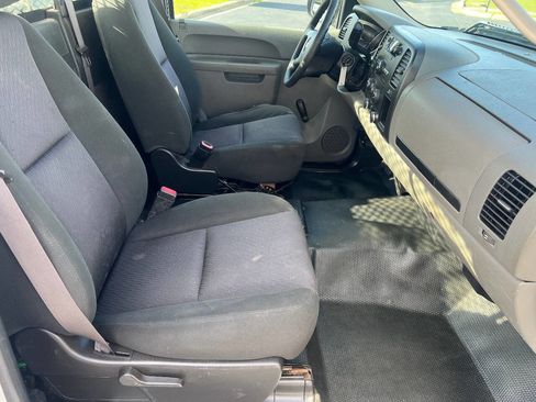 Used 2012 Chevrolet Silverado 2500 W/T image 20