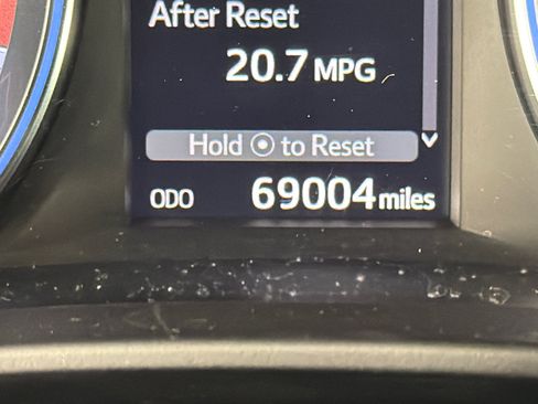 Used 2016 Toyota Highlander Limited image 30