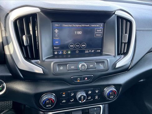 Used 2022 GMC Terrain SLE w/ Driver Convenience Package image 26