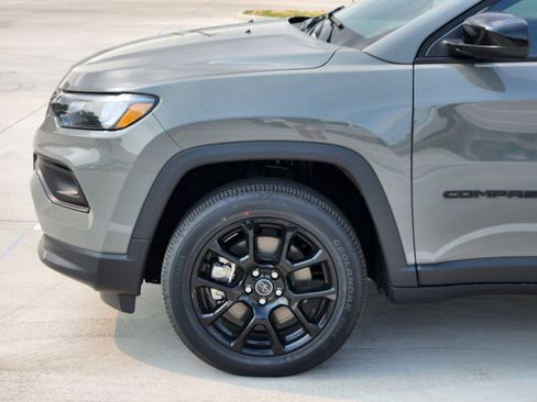 New 2026 Jeep Compass Latitude AWD/4WD image 10