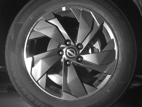 Used 2025 Nissan Rogue SV image 13