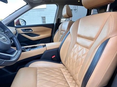 Certified 2023 Nissan Rogue Platinum w/ Platinum Premium Package image 25