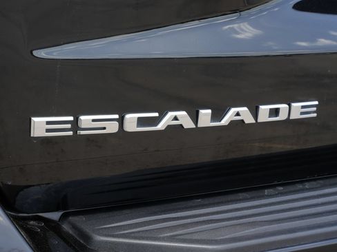 Used 2023 Cadillac Escalade Premium Luxury w/ Performance Package RWD image 21