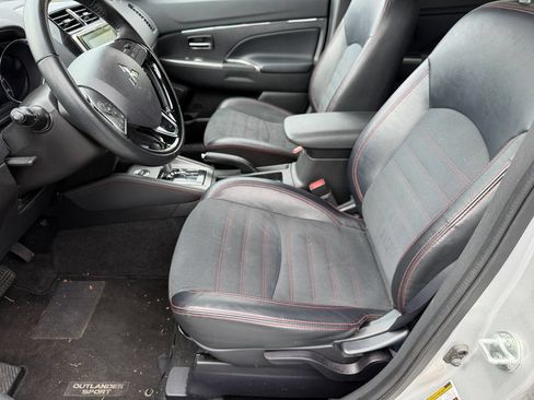 Used 2024 Mitsubishi Outlander Sport SE AWD/4WD image 21