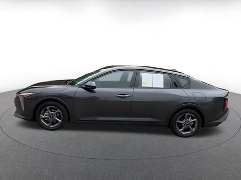 Used 2025 Kia K4 LXS image 9