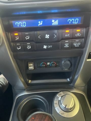 Used 2019 Toyota 4Runner Limited AWD/4WD image 28