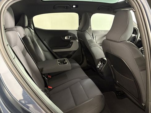 Used 2021 Polestar Polestar 2 image 39