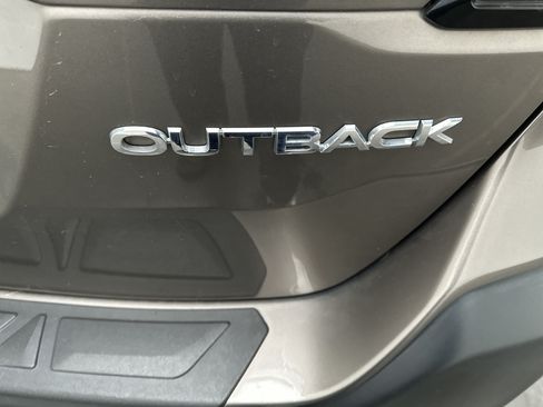 Used 2023 Subaru Outback Limited w/ Popular Package #2 AWD/4WD image 11